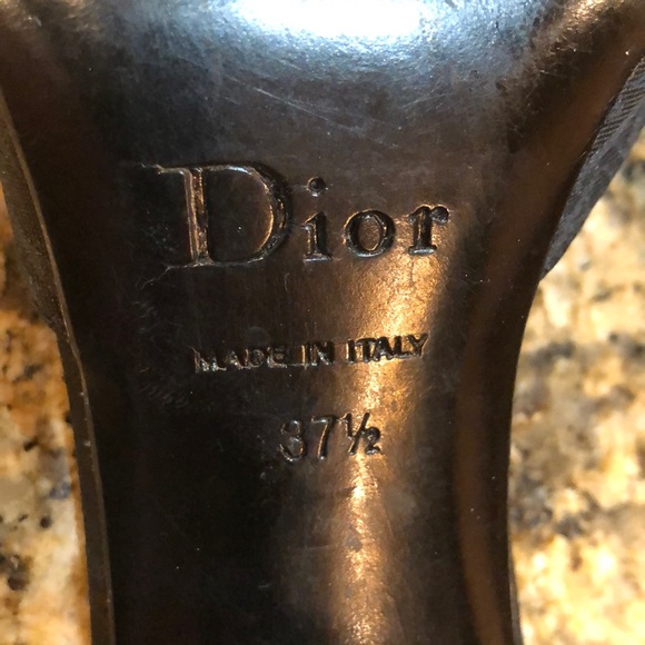 Christian Dior lock and key mule slide sandal - Picture 4 of 8